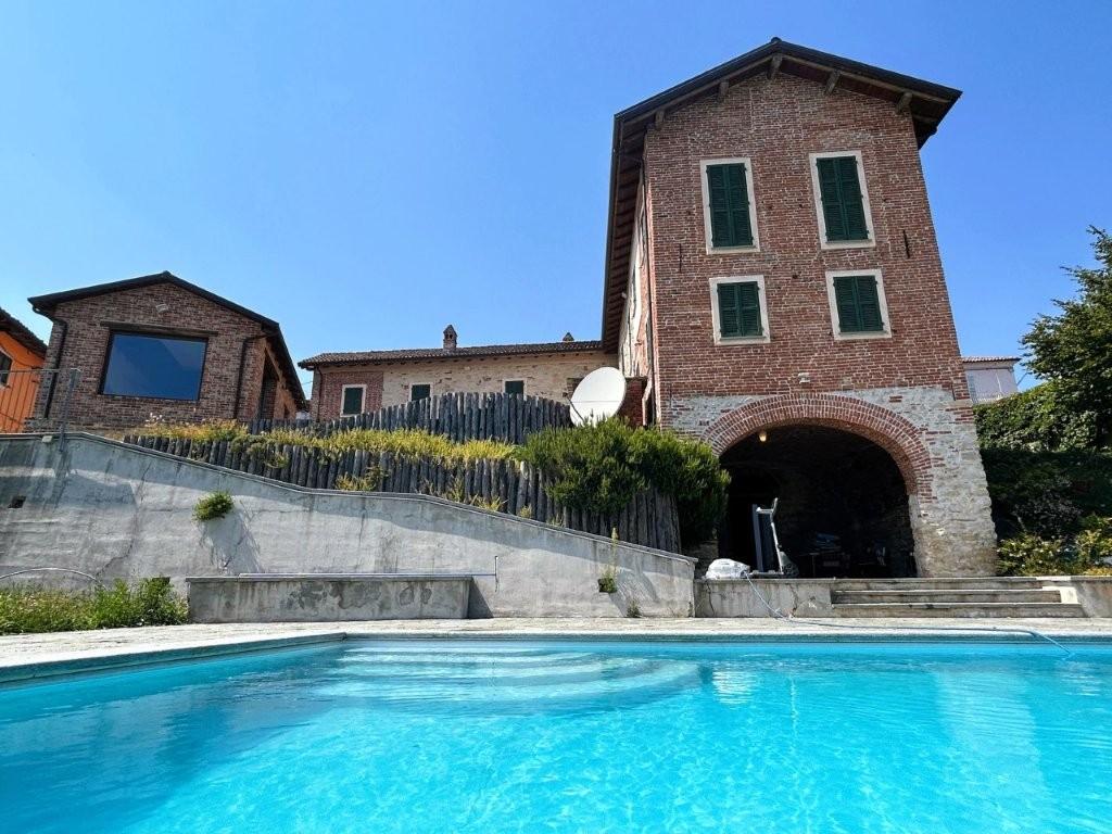 Immobile: H295
